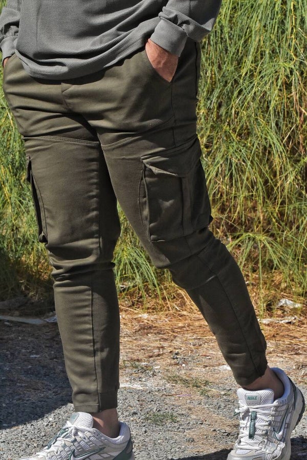 Cargo pants regular fit with side pockets