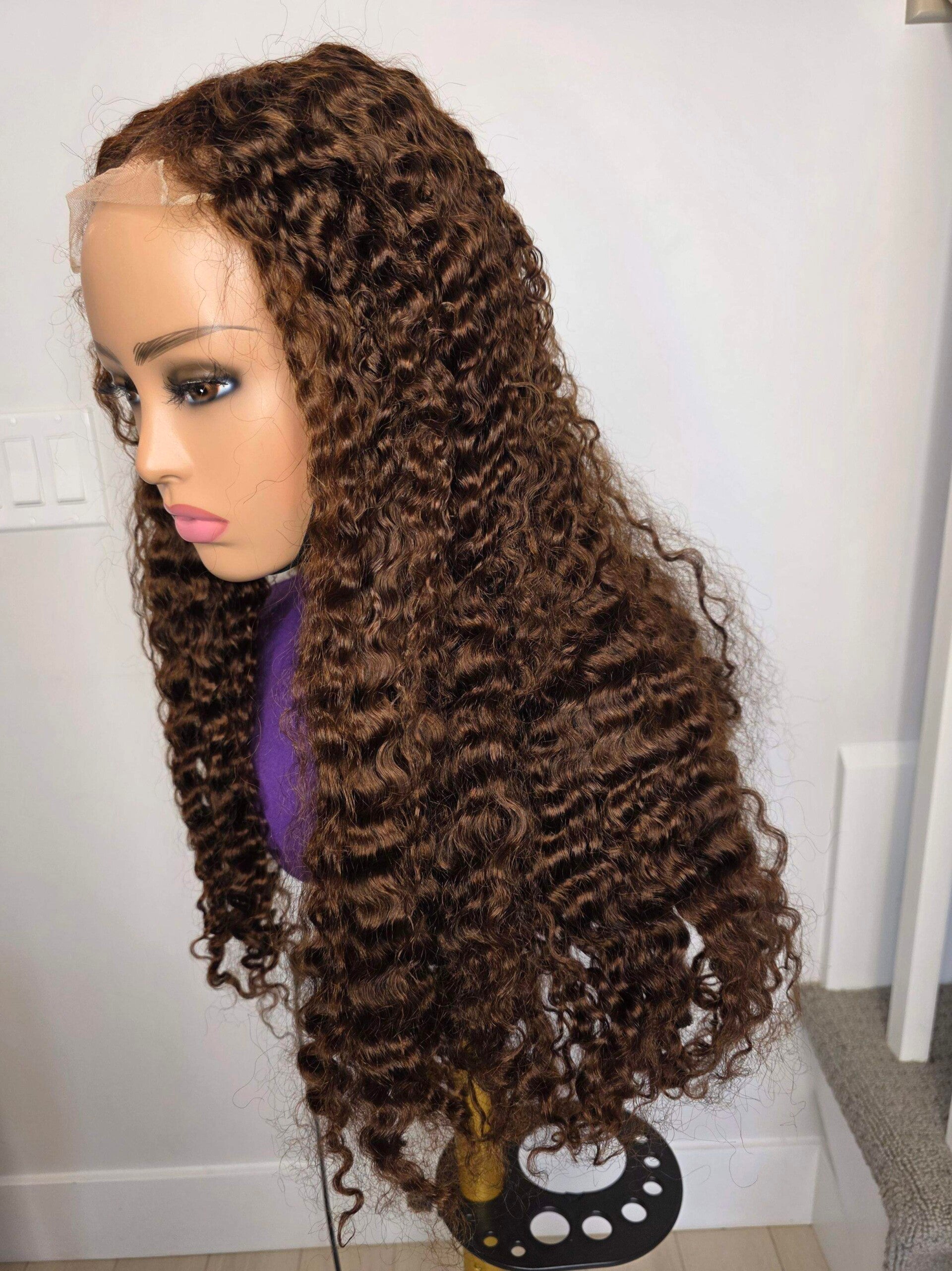24'' Chestnut Burmese Curl wig Wig