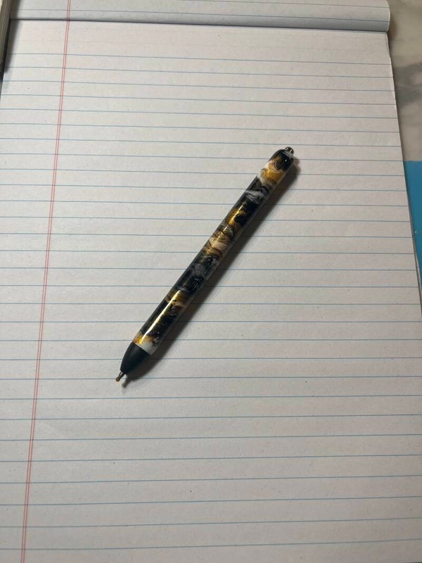 Black and gold swirl pen