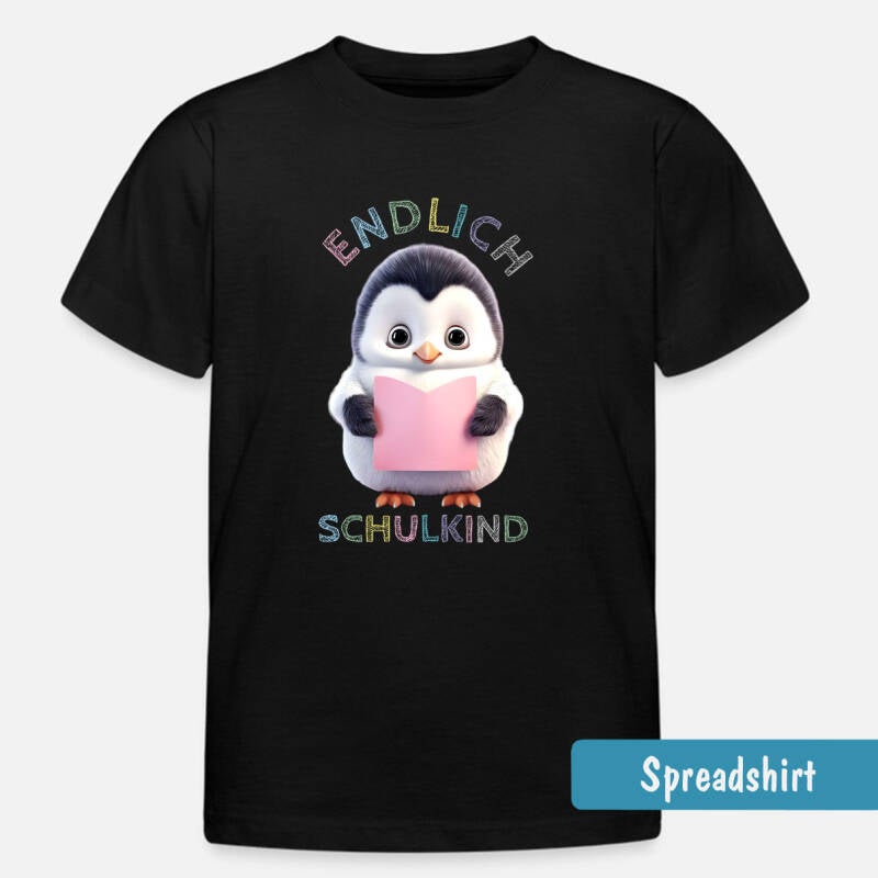 schwarzes Einschulungs T-Shirt mit niedlichem Pinguin der ein rosa Heft in den Händen hält - Text in bunter Kreideschrift - Endlich Schulkind