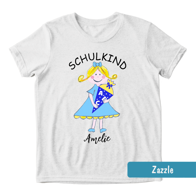 Weißes Einschulungs-Shirt mit blondem Mädchen im blauen Kleid, Schultüte & Text: Schulkind mit personalisierbarem Namen.