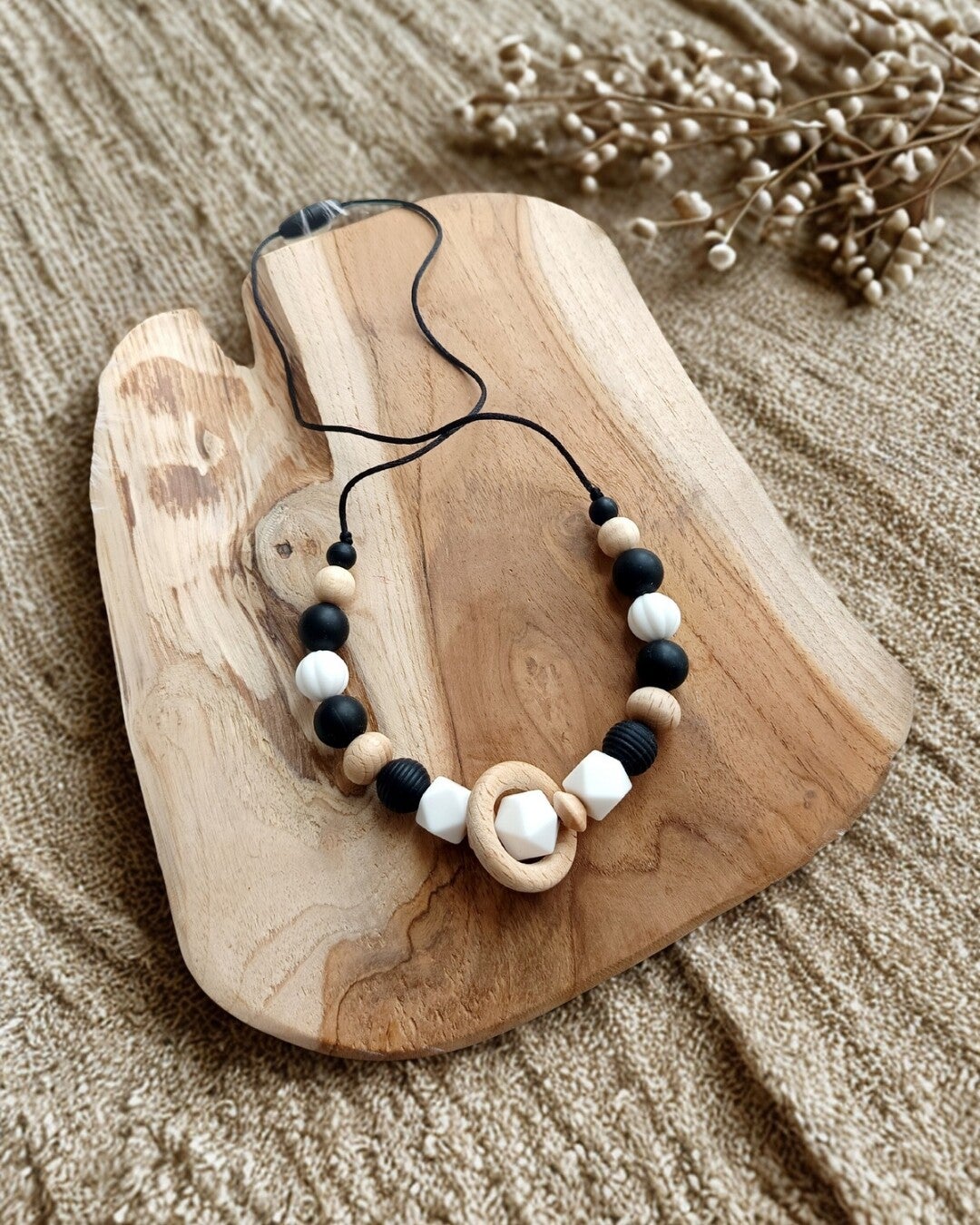 Collier d'allaitement noir & blanc