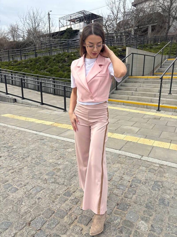 Kamizelka damska typu oversize z guzikiem - pudrowy róż