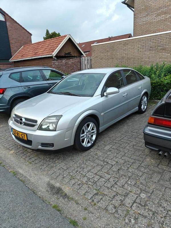Opel  Vectra C 2.2 gts