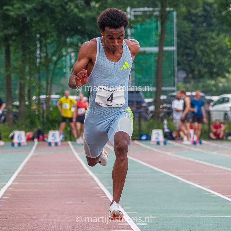 Jafrailyson Acton (4)