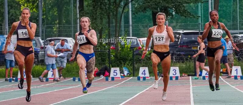 Britt de Blaauw (16), Femke Nuijten (161), Lianne van Krieken (127), Kadene Vassell (220)