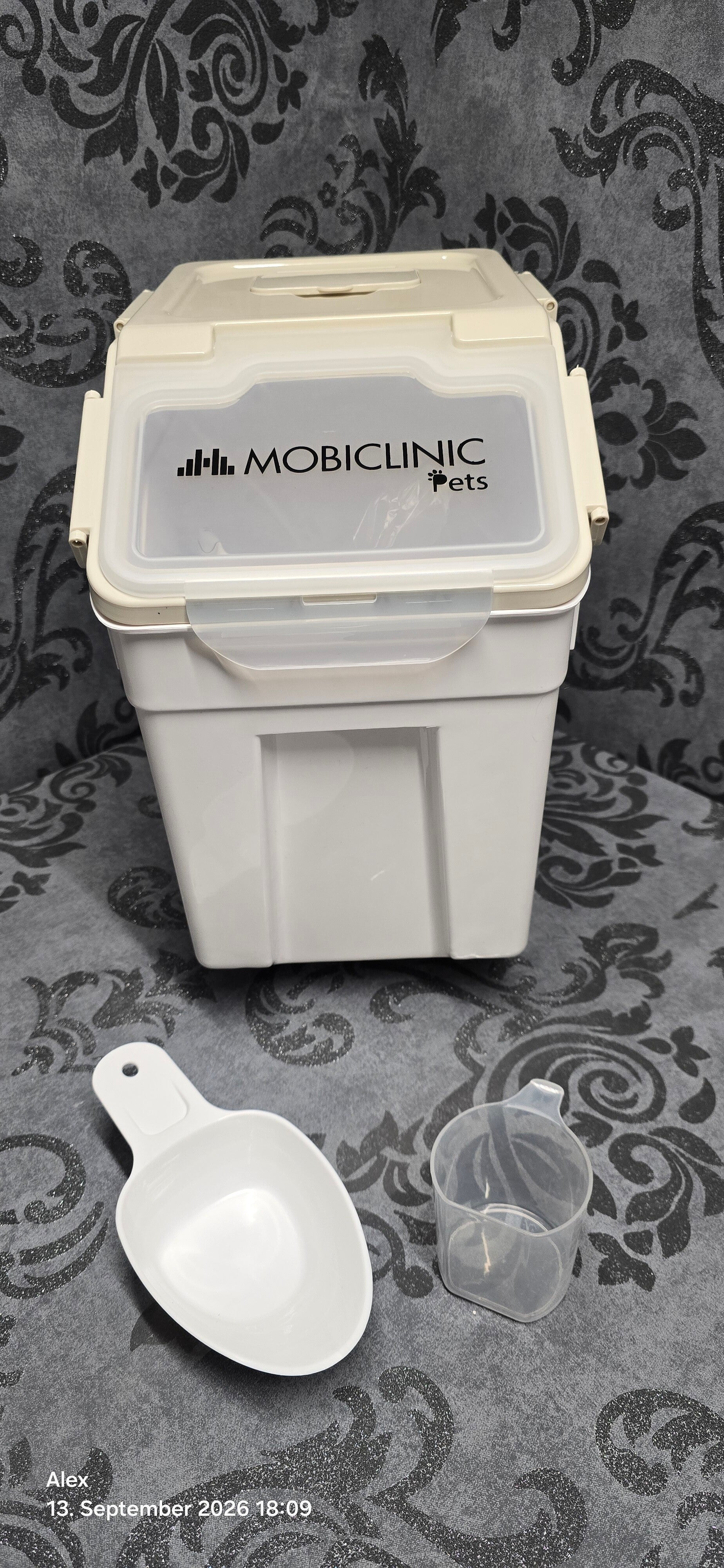 MOBICLINIC Pets – Futtertonne mit Deckel und Zubehör 20 Liter