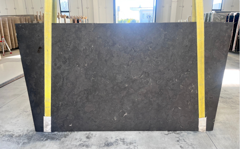 Avola Black/ Nero Pietra d'Avola (Limestone) - Italy