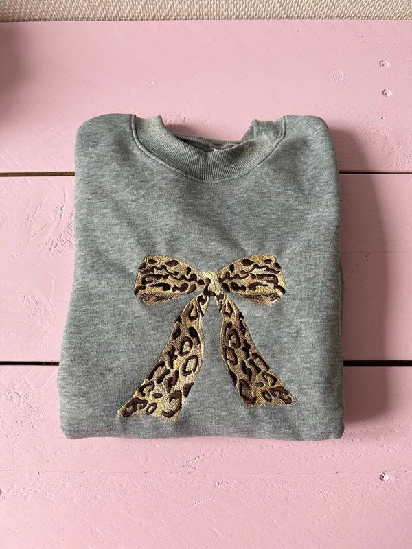 Sweater leopard bow