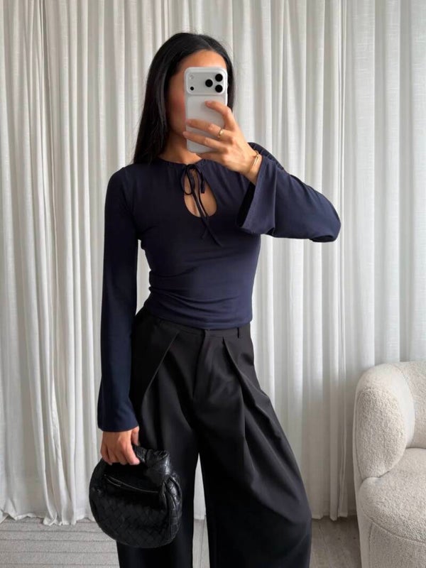 Flared longsleeve keyhole top - navy