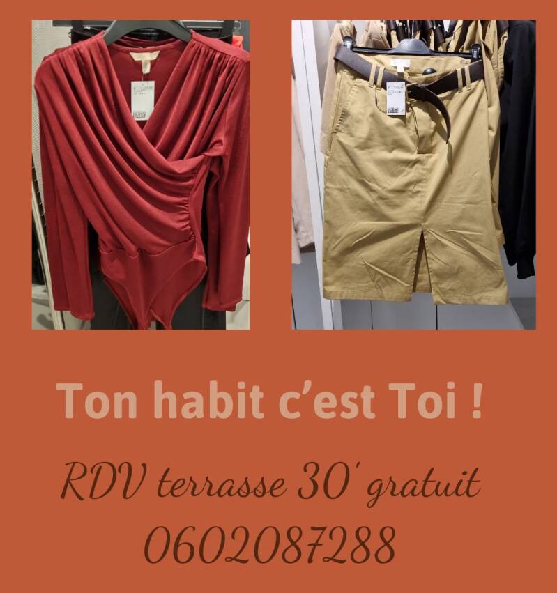 Un body rouge et une jupe kaki, parfait ensemble si vous portez les couleurs de la palete automne et la forme losange ou cercle.