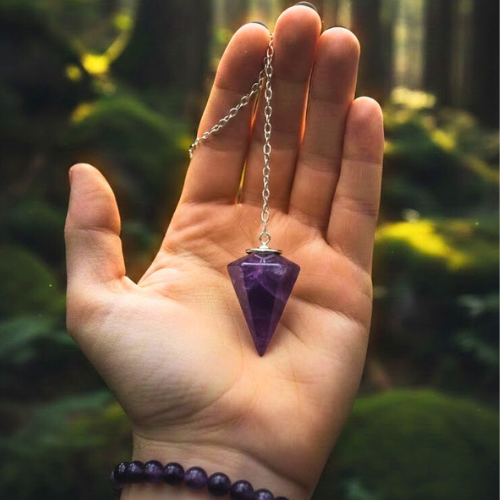 Amethyst Edelstein Pendel mit facettierter Spitze an Kette – Kristall-Pendel für Pendeln, Chakra-Ausgleich, Energiearbeit, Intuition und spirituelle Praxis