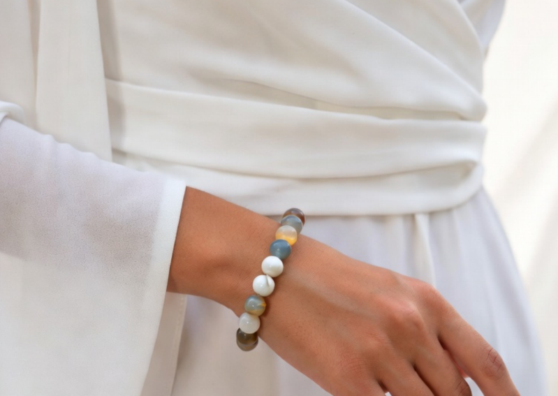 Edelstein Schmuck mit echten Edelsteinen und Heilsteinen – spiritueller Schmuck im Seelenheil Shop.
