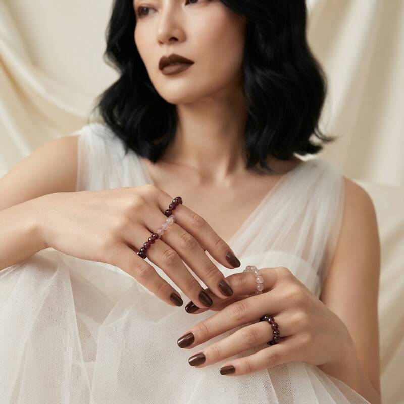 Edelstein Ring elastisch aus echten Edelsteinen und Perlen – traumhafter Schmuck für Damen mit spiritueller Wirkung im Seelenheil Onlineshop kaufen