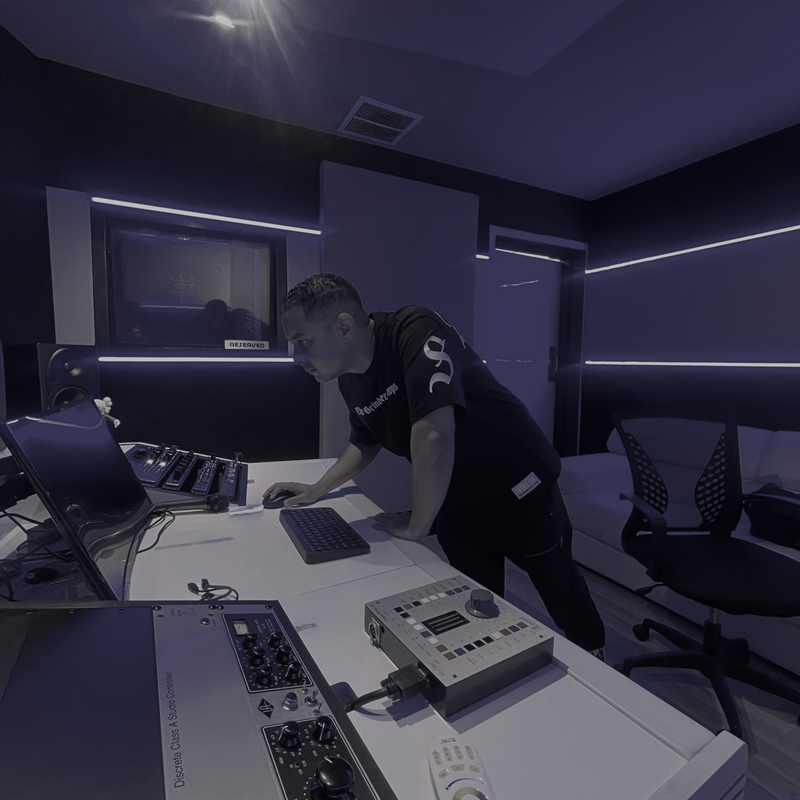 Real studio photo for Clean Mix y Mastering