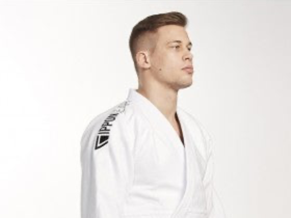outlet - Ippon Gear Legend IJF judojas wit  slimfit -50%