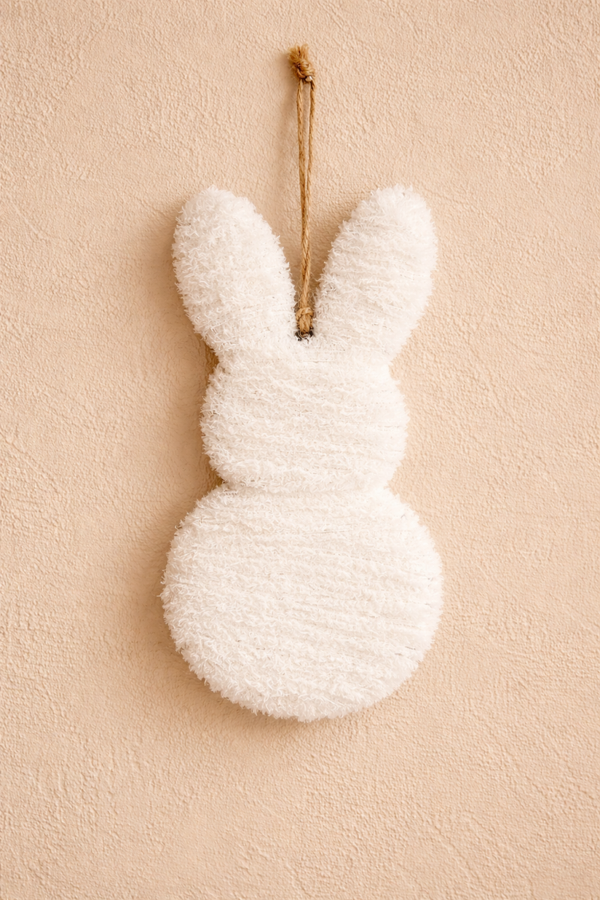 Handgemaakte Fluffy Konijnenhanger |  Minimalistische paasdecoratie (±30 cm)