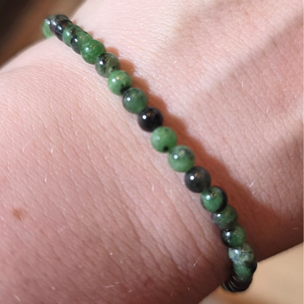 Armband Robijn in Zoisiet