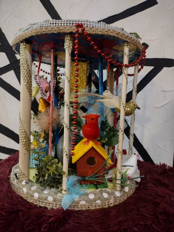 Pretty Birds Carousel