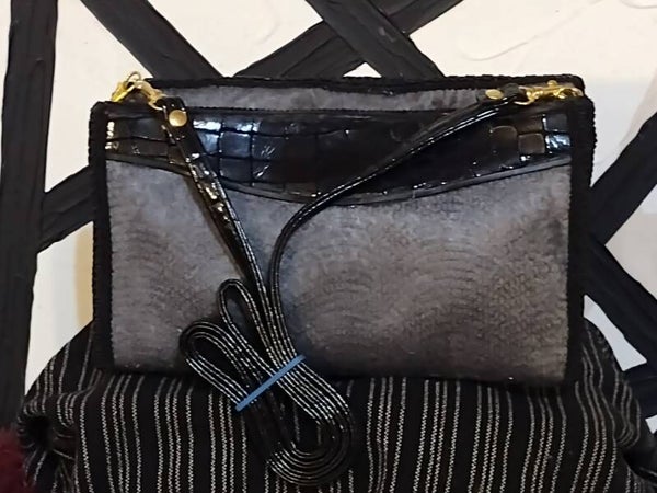 Grey/Black shoulder bag