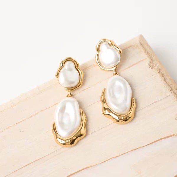 Baroque Pearl Earrings