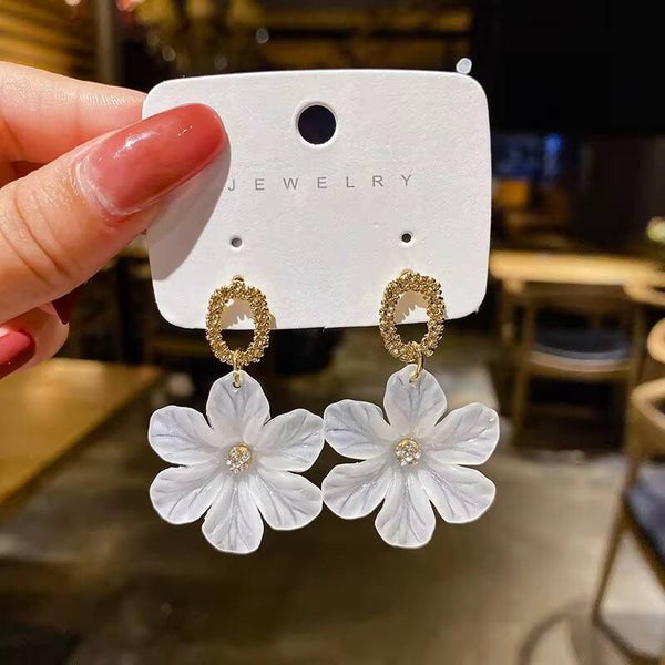 Flower Drop Earrings
