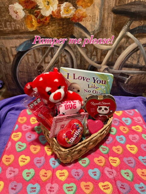 Pamper me please! Gift basket