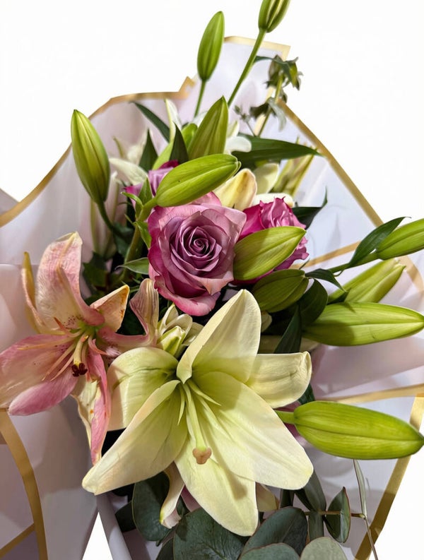 Blushing Lily Wrap