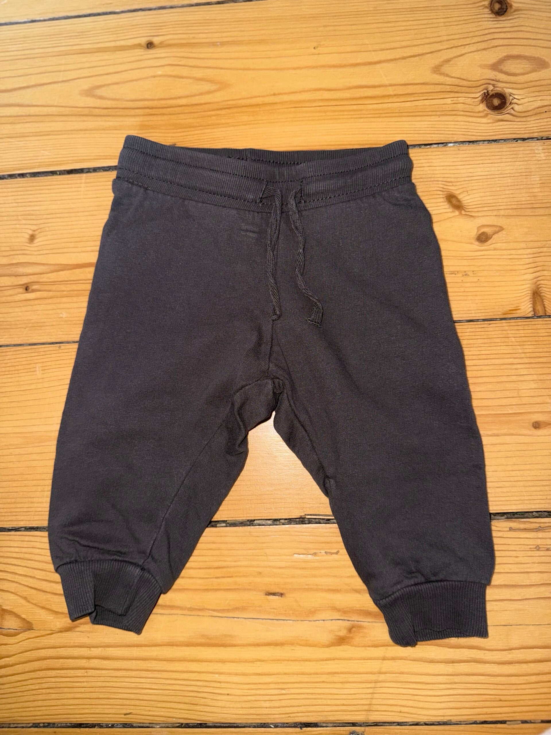 Dunkelgraue Hose Gr. 62 H&M
