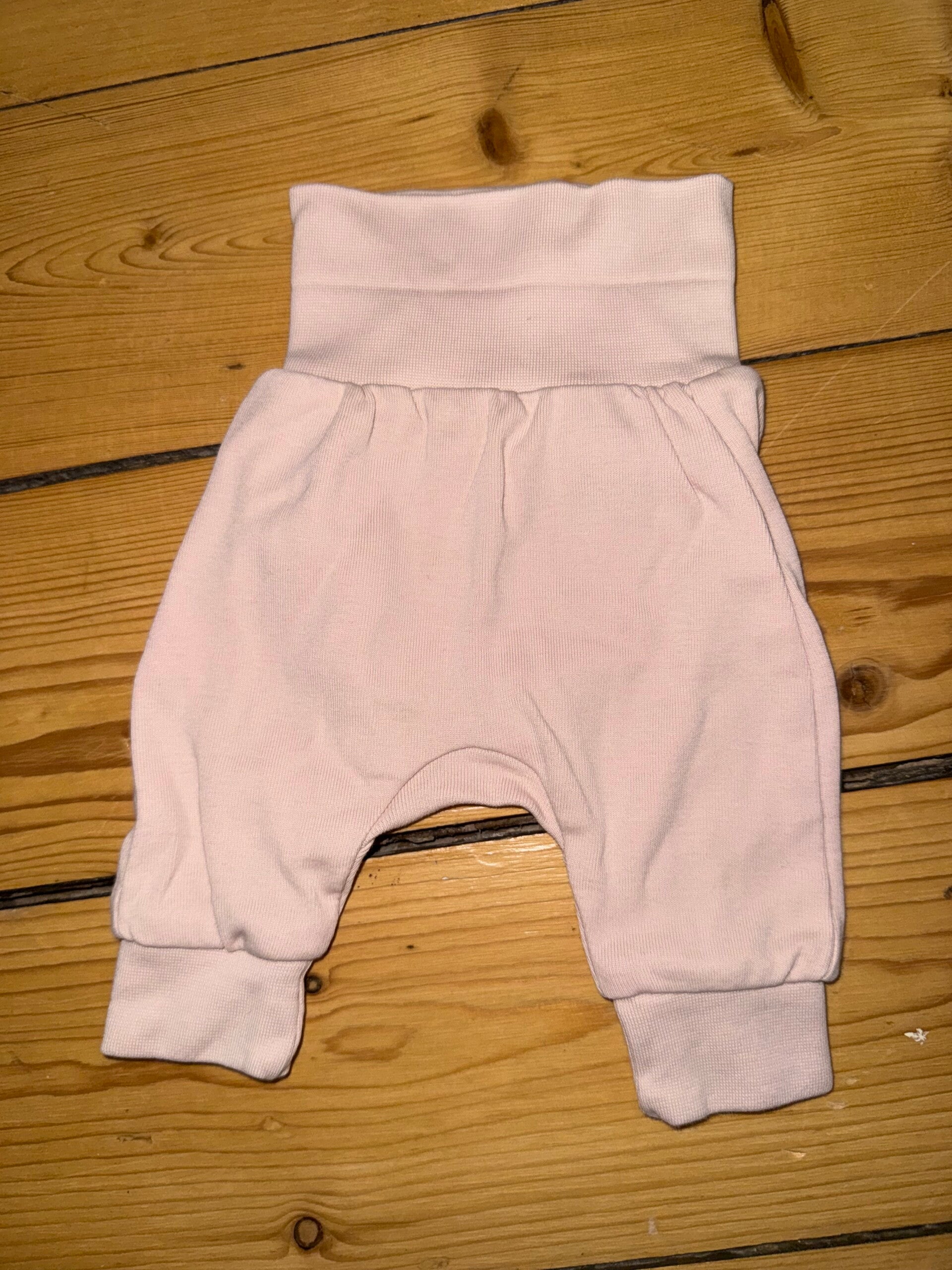 Rosa Hose Gr. 44 H&M