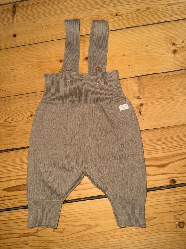 Braune gerippte Hose mit Träger Gr. 56 Topomini