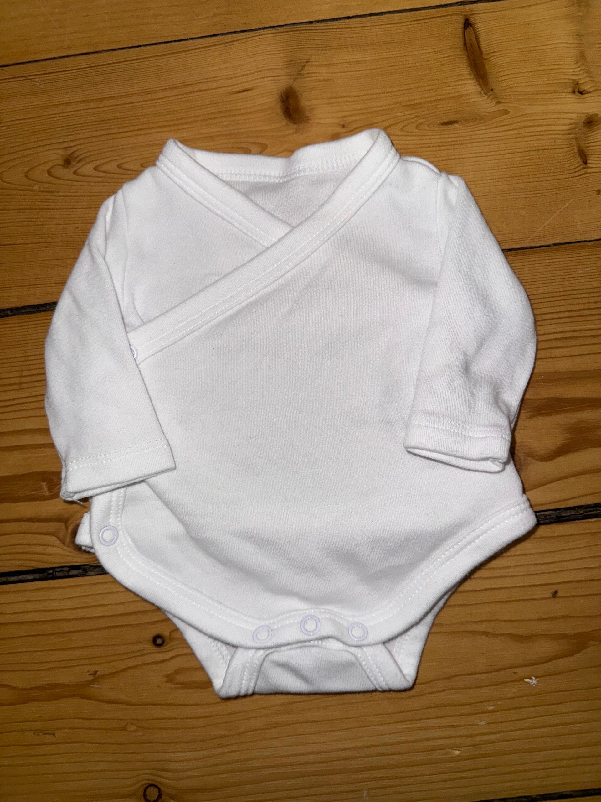 Weißer Langarmwickelbody Gr. 46 C&A