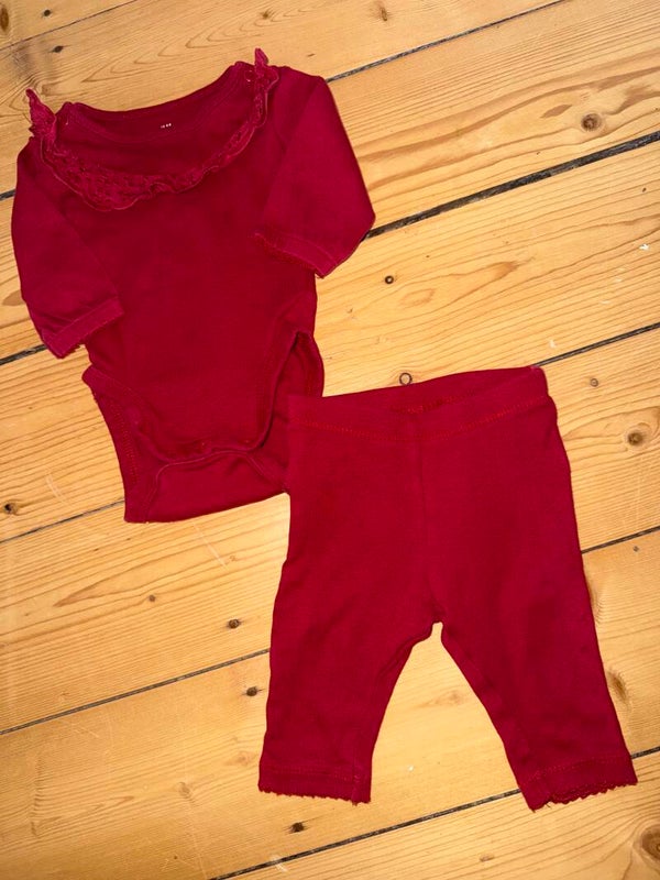 Rotes Set mit Body und Leggings Gr. 56 H&M