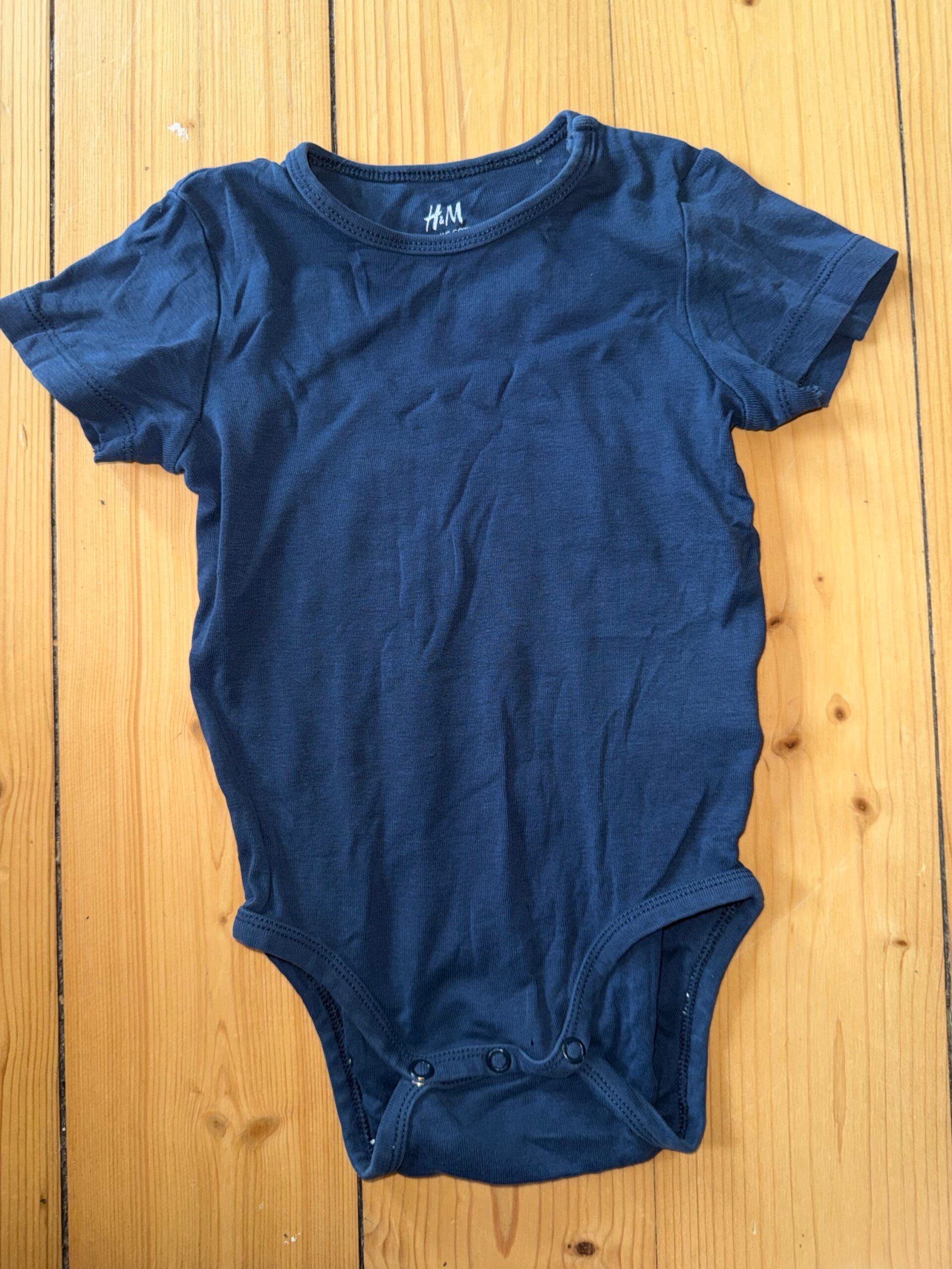 Dunkelblauer Kurzarmbody Gr. 86 H&M