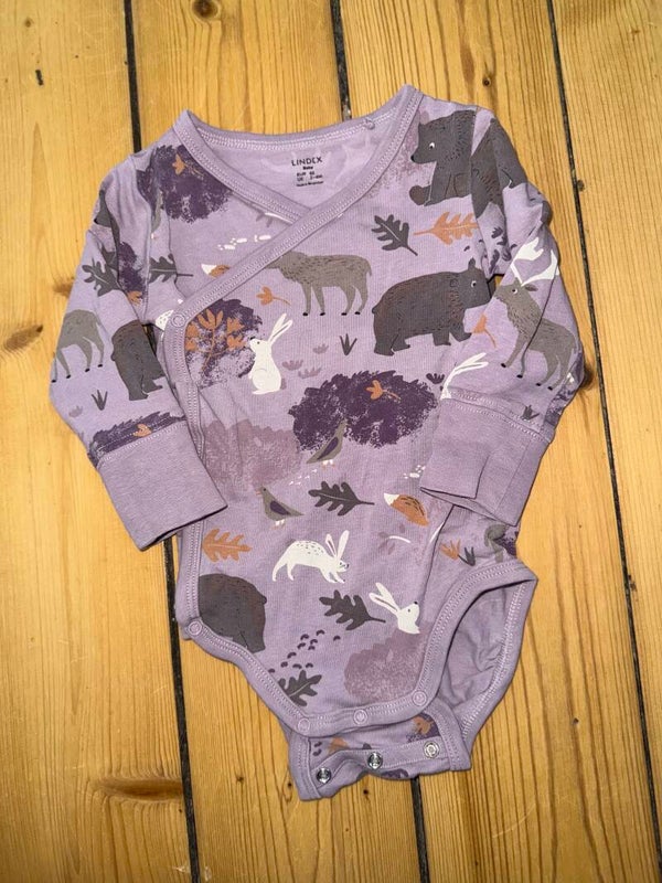 Lila Mitwachswickelbody mit Tieren Gr. 62 Lindex