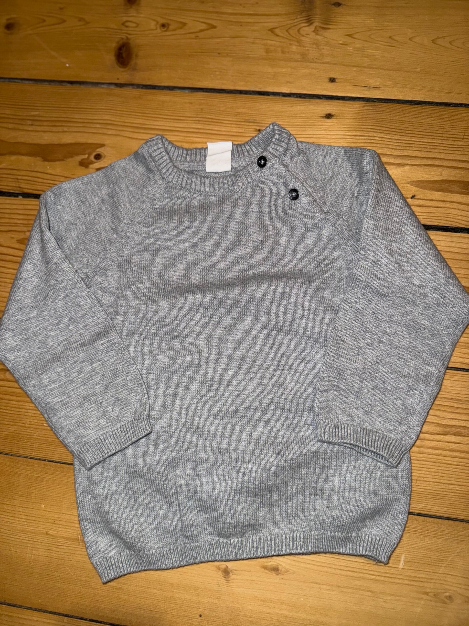 Grauer Pullover Gr. 86 H&M