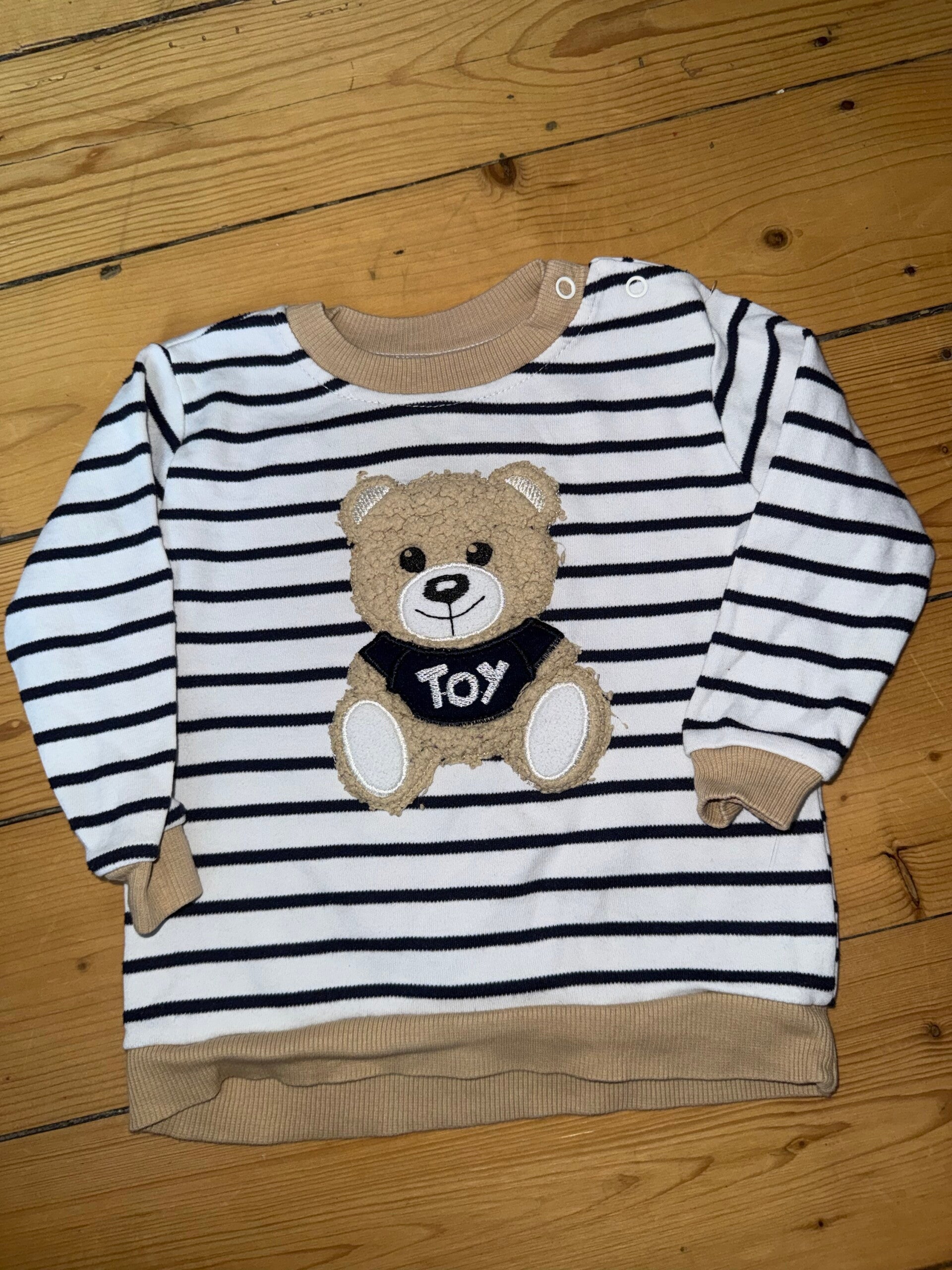 Gestreifter Pullover mit Teddy Gr. 86  Hippil Baby
