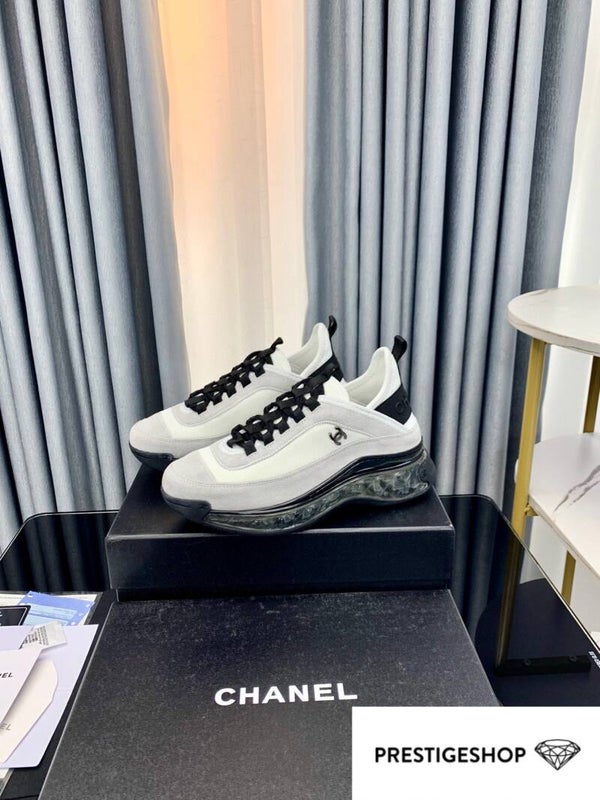 Chanel / 13
