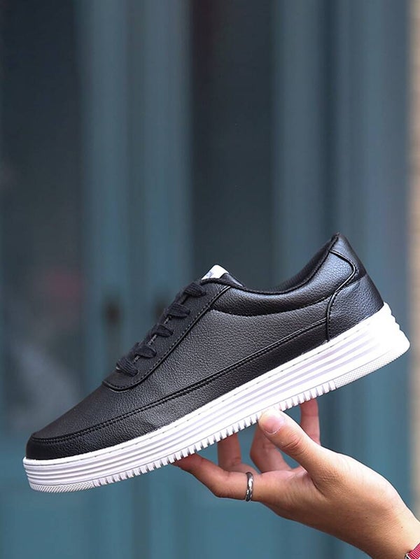 Shoe
