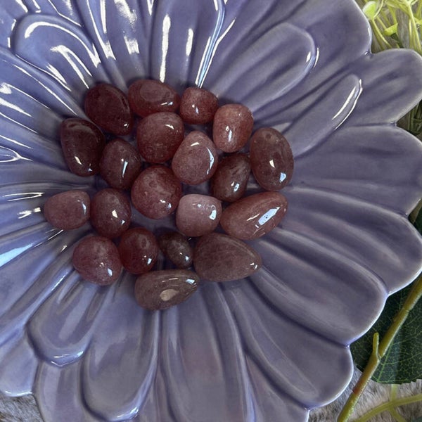 Strawberry quartz tumbles