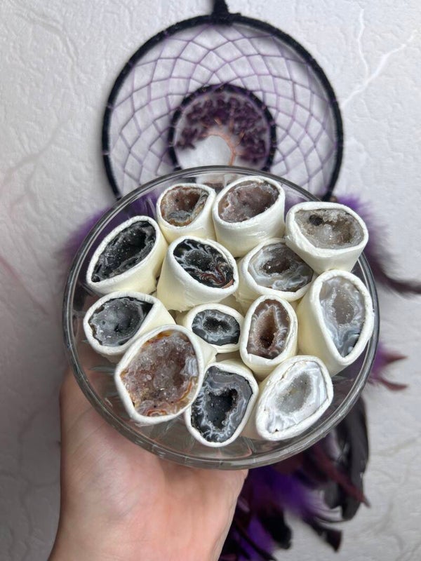 Small agate geode