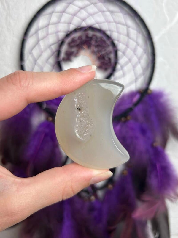 Druzy agate moon - number 1