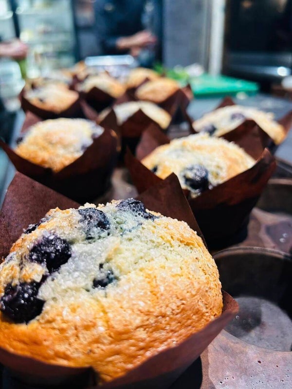 Jumbo Bakery Style Sour Cream Muffins - 4 pk