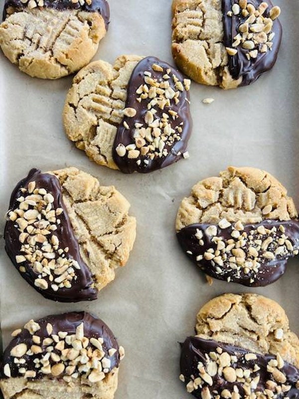 Bakery Style Peanut Butter Chocolate Dipped Cookies
