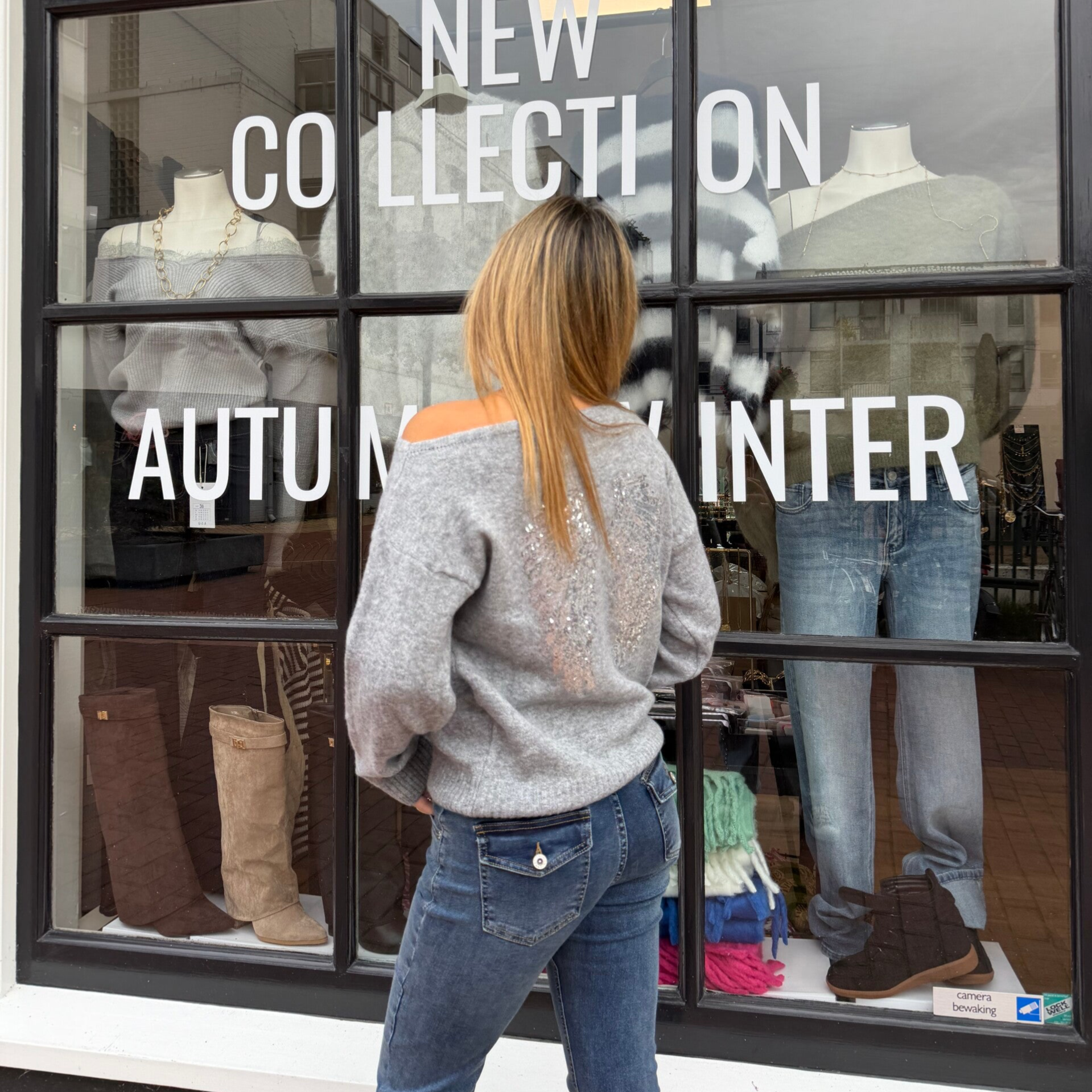 Off shoulder wings sequin knit