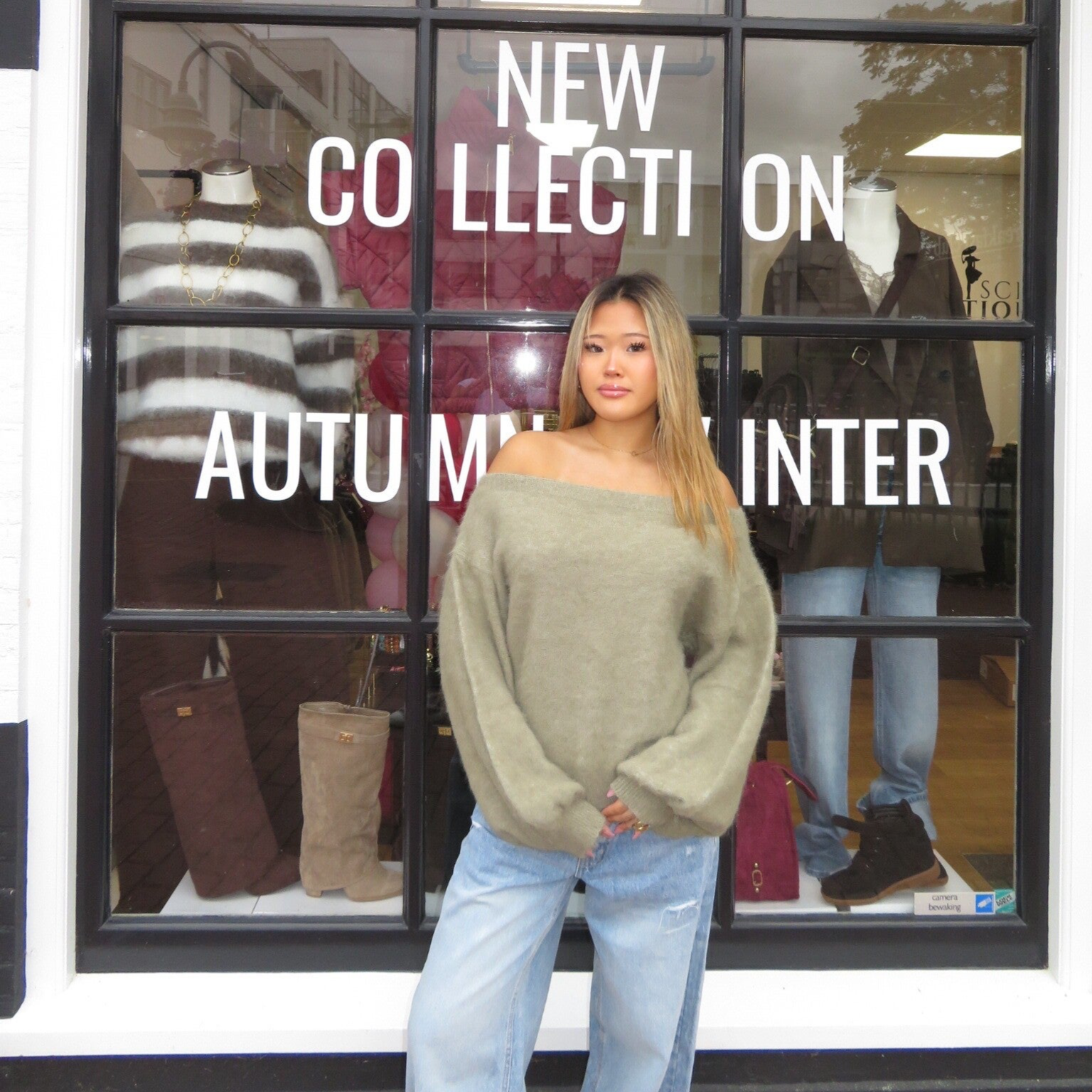 Fien fluffy off-shoulder sweater