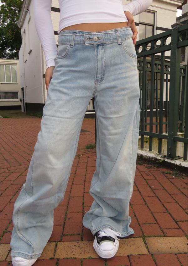 Viral jeans ( PREORDER)
