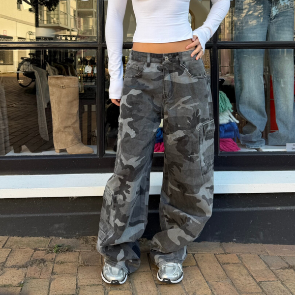 Camo cargo jeans