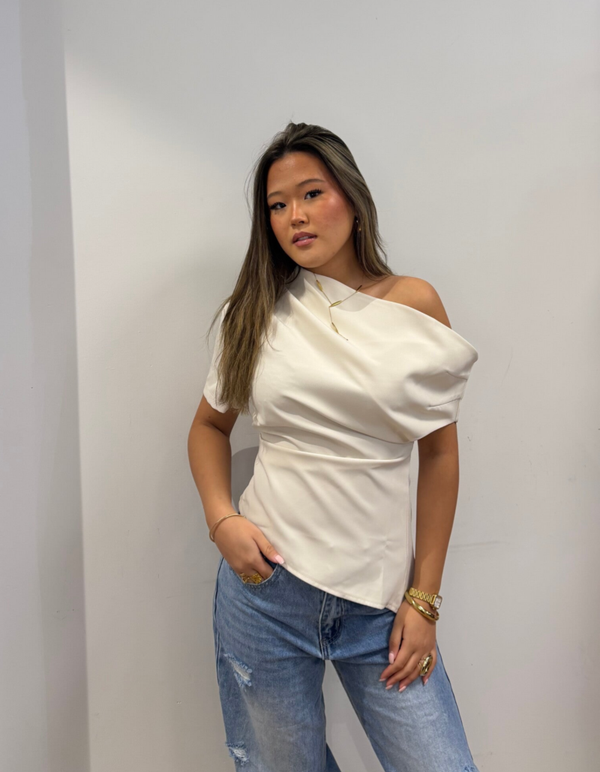 Classic Off shoulder top
