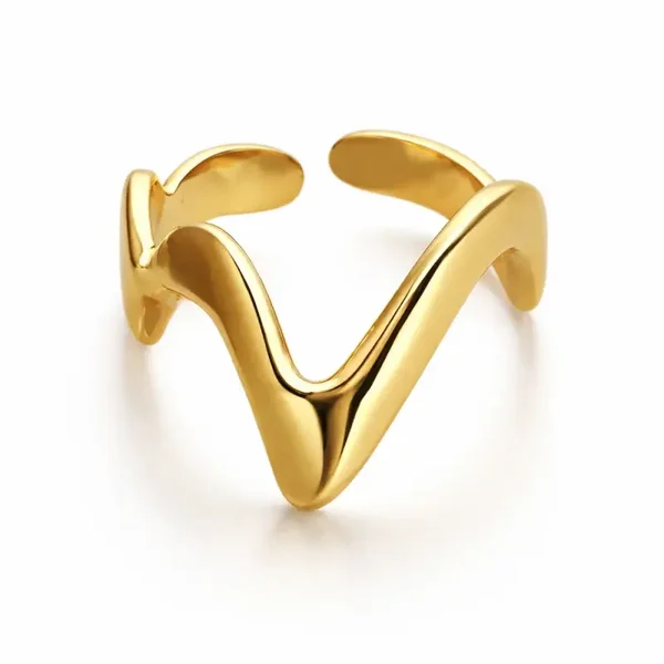 V-shaped ring